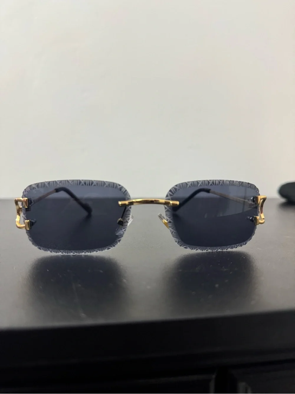Cartier Designer Black Gold Rimless Rectangle Diamond Cut Engraved Sunglasses Co